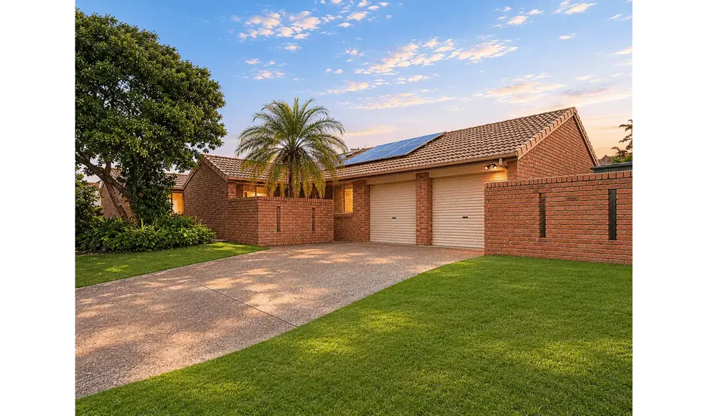 For Rent Now | Spacious Family Home with Pool & Flexible Furnished or Unfurnished Options