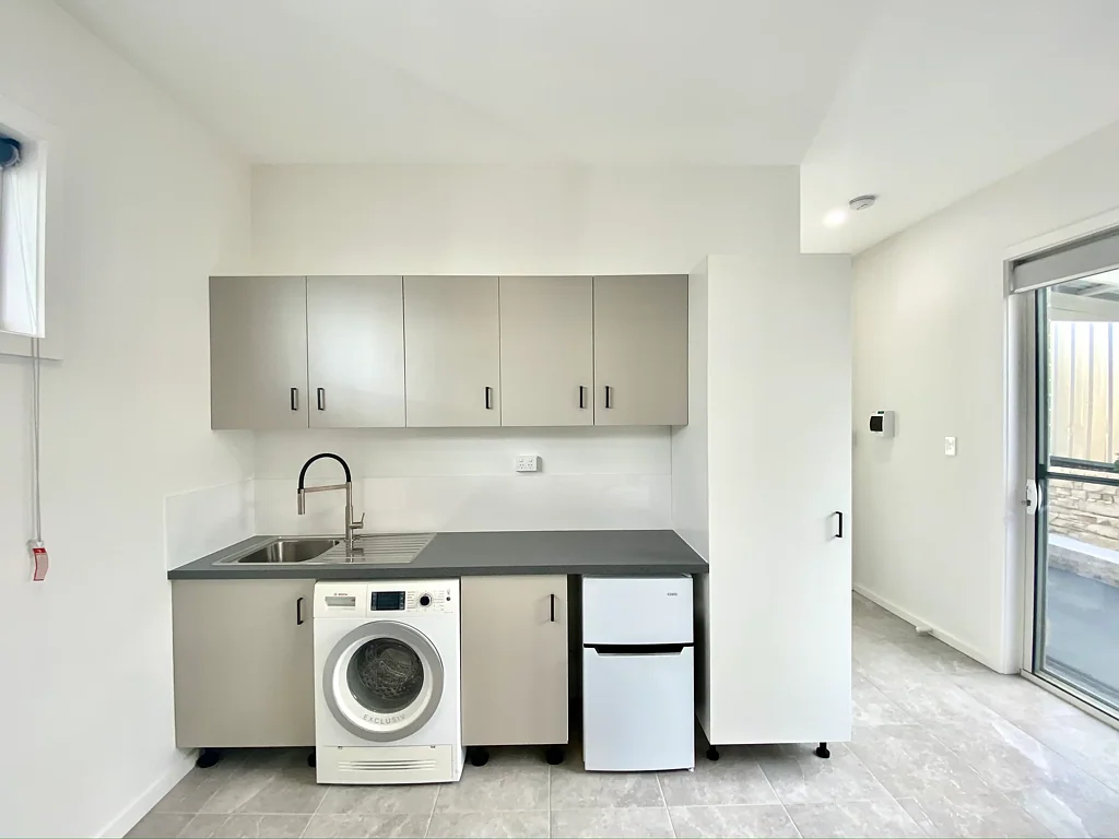 Modern Studio All Utilities Included