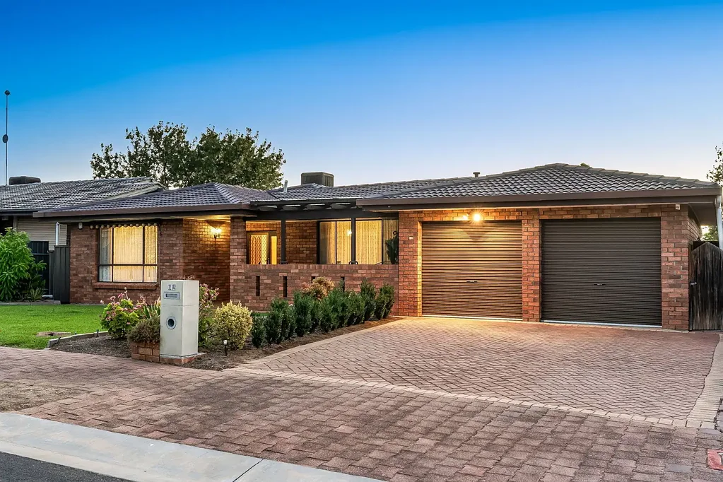 12 Mepsted Crescent, Athelstone, SA 5076