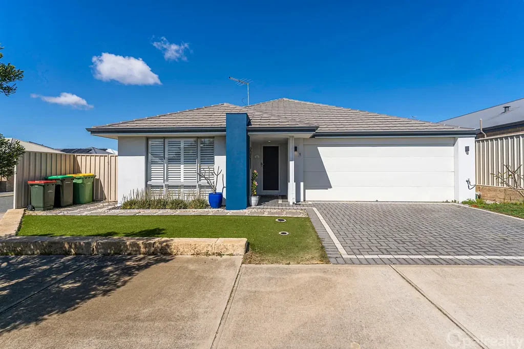 1 Yerilla Road, Golden Bay, WA 6174
