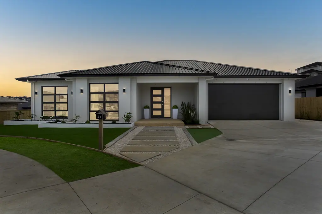 Pukekohe 4Moenga Brand new, solid and stylish home
