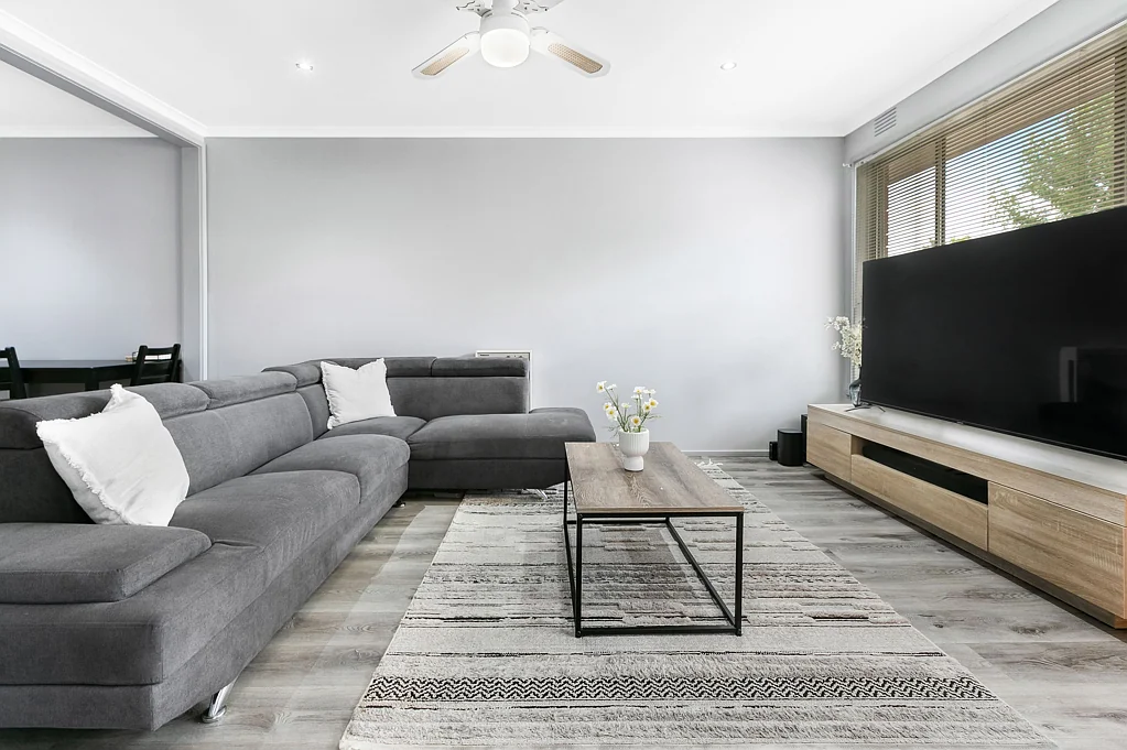 2/33 Barry Street, Reservoir, VIC 3073