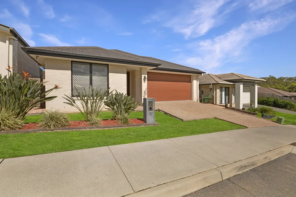 18 Goldfinch Street, Redbank Plains, QLD 4301
