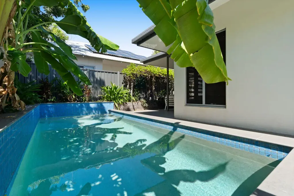 Muirhead 3房  Low maintenance home with stacks of features.