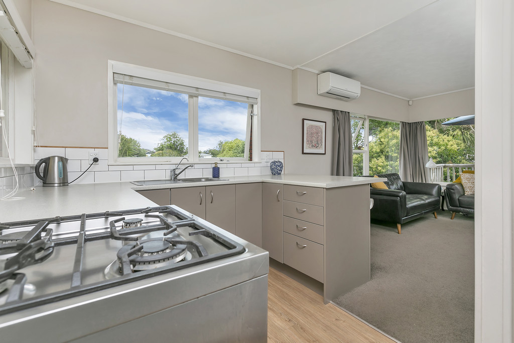 1/5 Stott Avenue, Birkdale, Auckland - North Shore, 2 कमरे, 1 बाथरूम