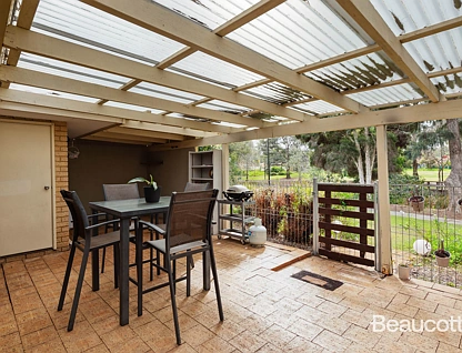 10/15 Honeysuckle Close, Ballajura, Swan, 2 침실, 1 욕실, House