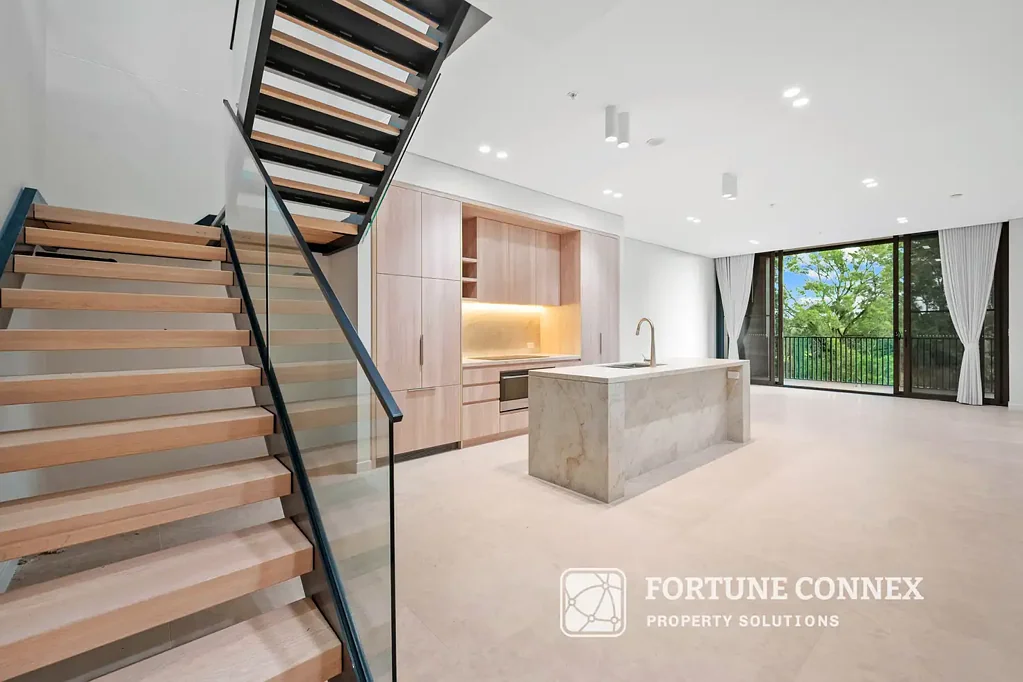 Brand New Penthouse - 3-Bedroom Apartment with Huge balcony, Premium Views & Privacy
