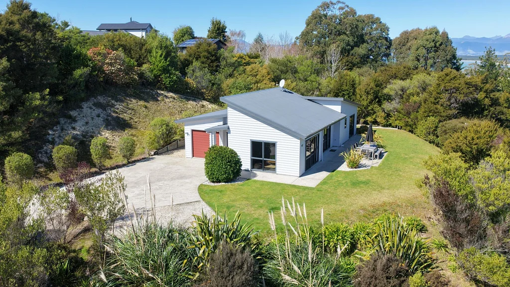 Ruby Bay 3 Bedroom Ruby Bay Privacy, Space & Coastal Living