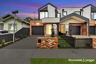 Newport 4 Slaapkamer Contemporary Luxury Living in a Premium Location.