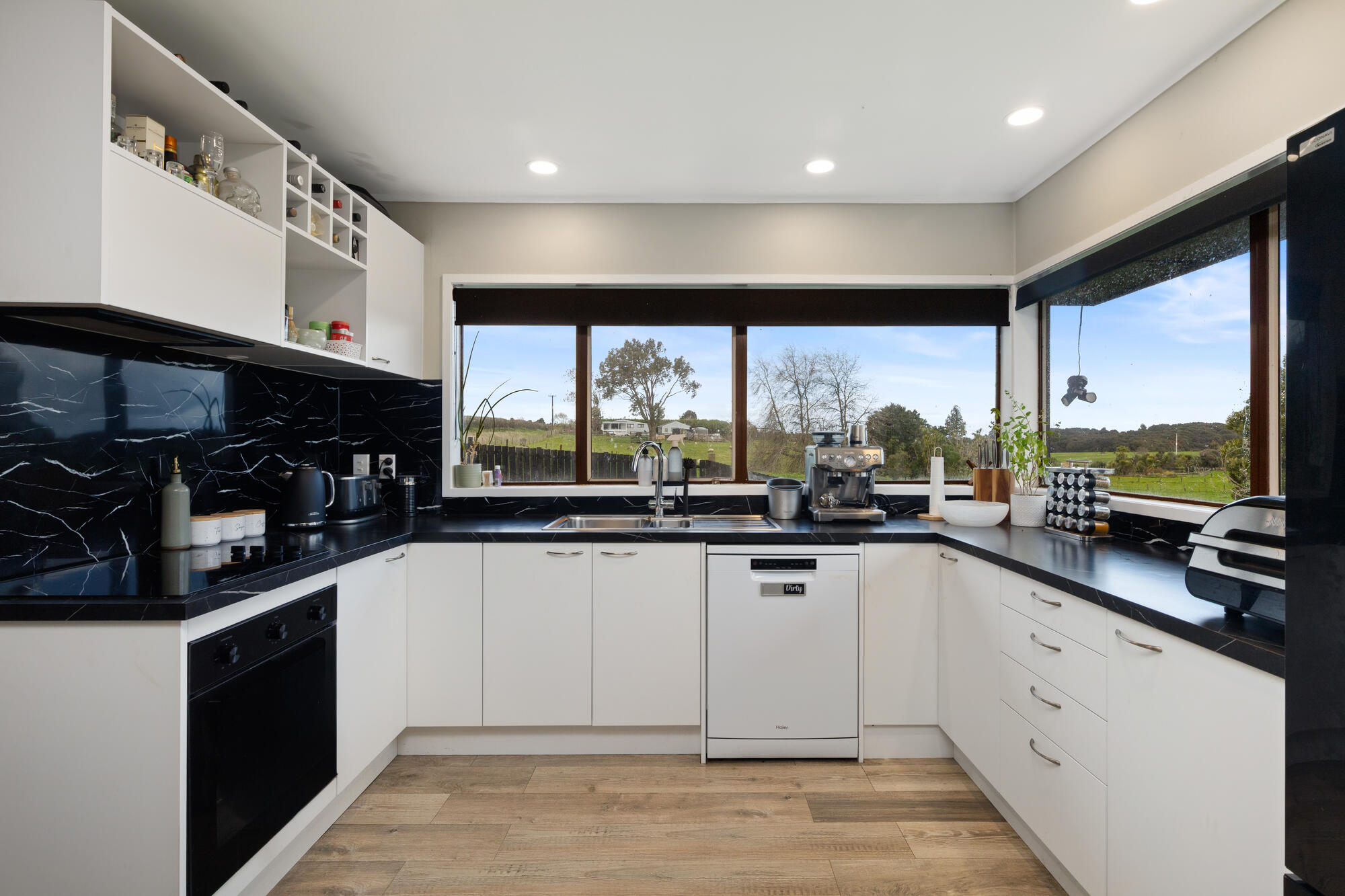 210 Morrison Road, Pukekawa, photo 20