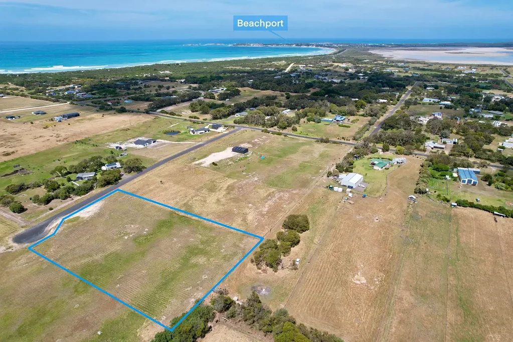 Beachport RURAL LIVING BY THE SEA.