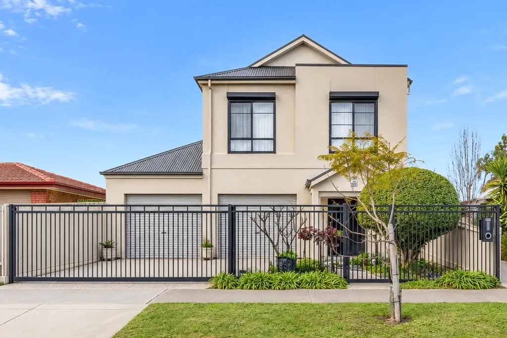 Queenstown 3 Bedroom Low Maintenance Luxury with Expansive Undercover Outdoor Living