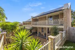 12/15 Koolang Road, Green Point