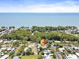 2 Baines Street, Clifton Beach