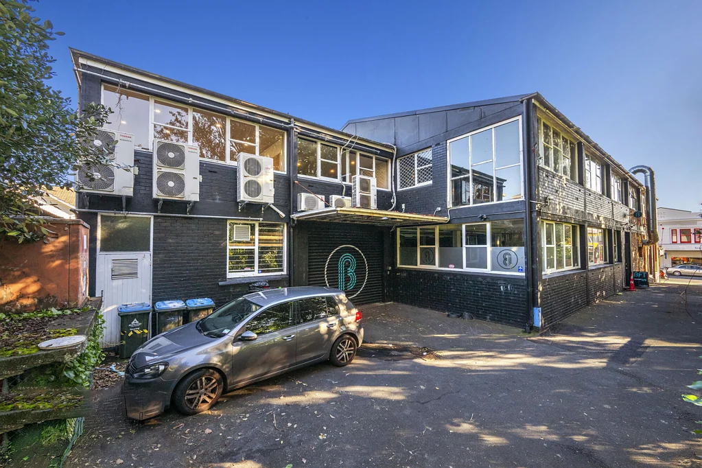 Mount Eden  Versatile Mount Eden Office Opportunity