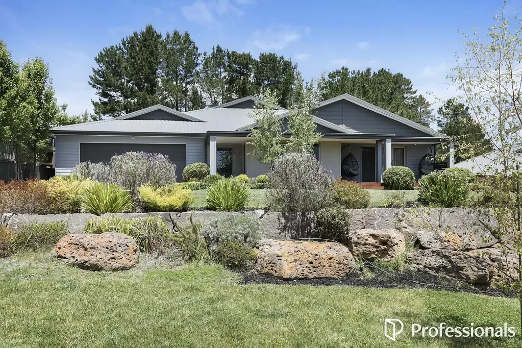 12 Nelson Court, Gisborne, VIC 3437