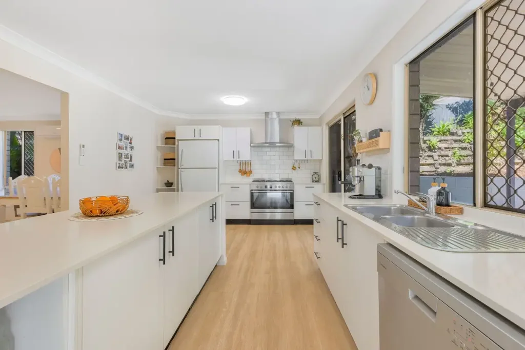 30 Shamrock Avenue, Banora Point, NSW 2486