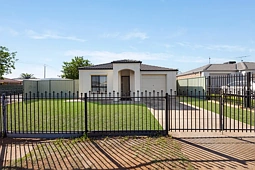 6 Meadows Lane, Davoren Park