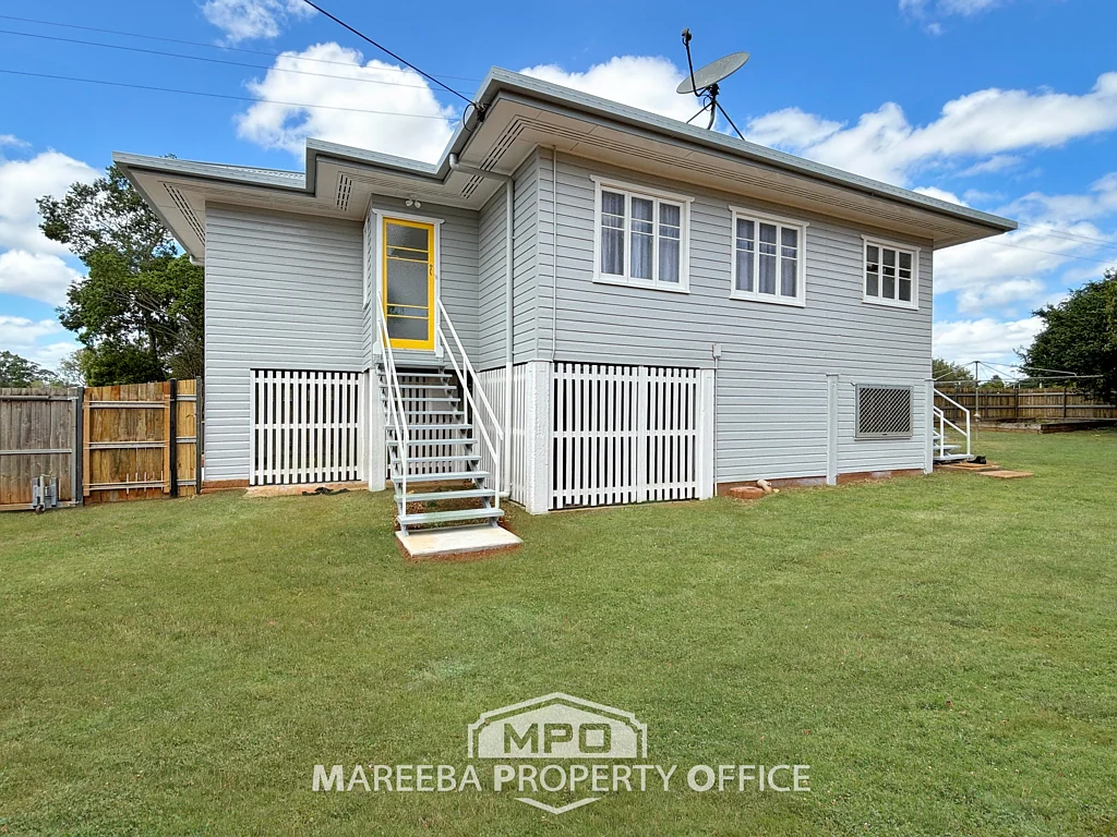 16 Troughton Street, Mareeba, QLD 4880