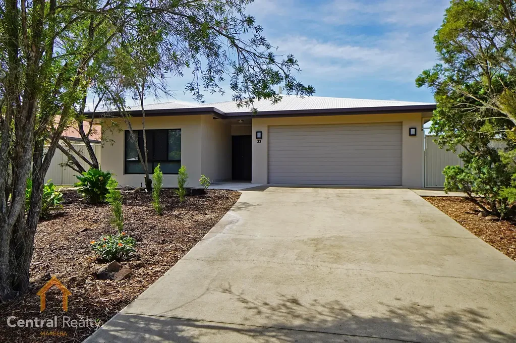 33 Amaroo Drive, Mareeba, QLD 4880