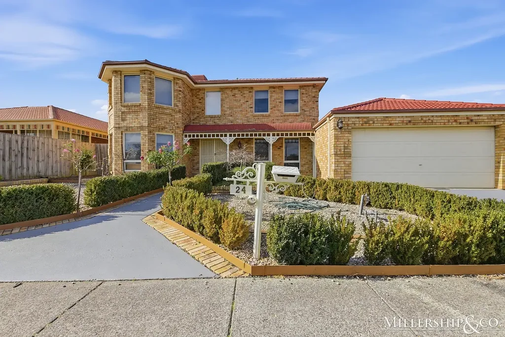 South Morang 4房  Stylish Family Living in a Peaceful South Morang Pocket