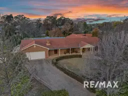 8 Angela Road, Lake Albert