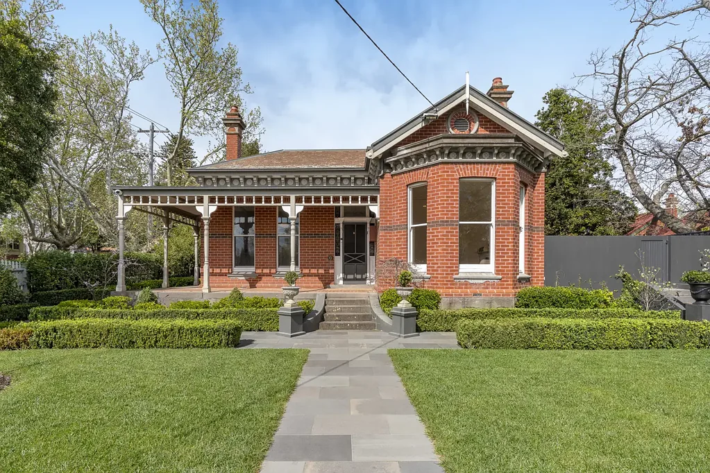A Distinguished Victorian Family Retreat in the Tara Estate
