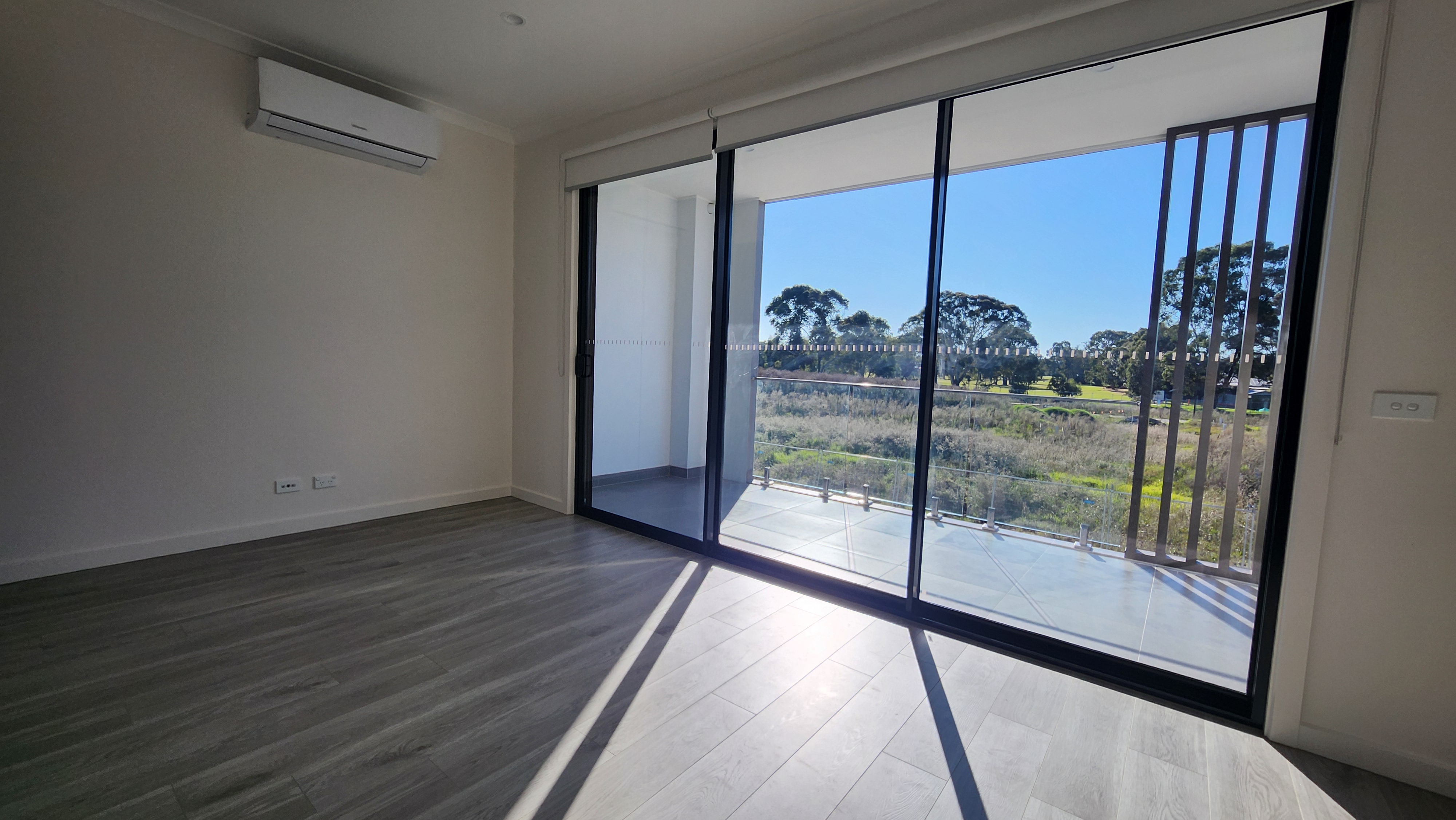 11 QUINTINIA AV, DOVETON VIC 3177, 0 Schlafzimmer, 0 Badezimmer, Townhouse