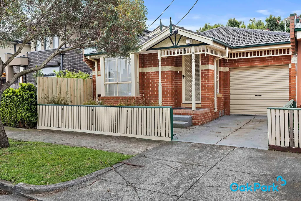 Pascoe Vale 2ਬੈੱਡਰੂਮ 'Love The Independence' - Private Sale By Negotiation