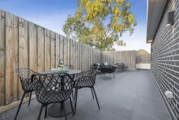 4/5A Winton Road, Malvern East