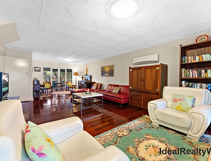 16 Leach Avenue, Riverton, WA 6148, 6房, 2浴, House