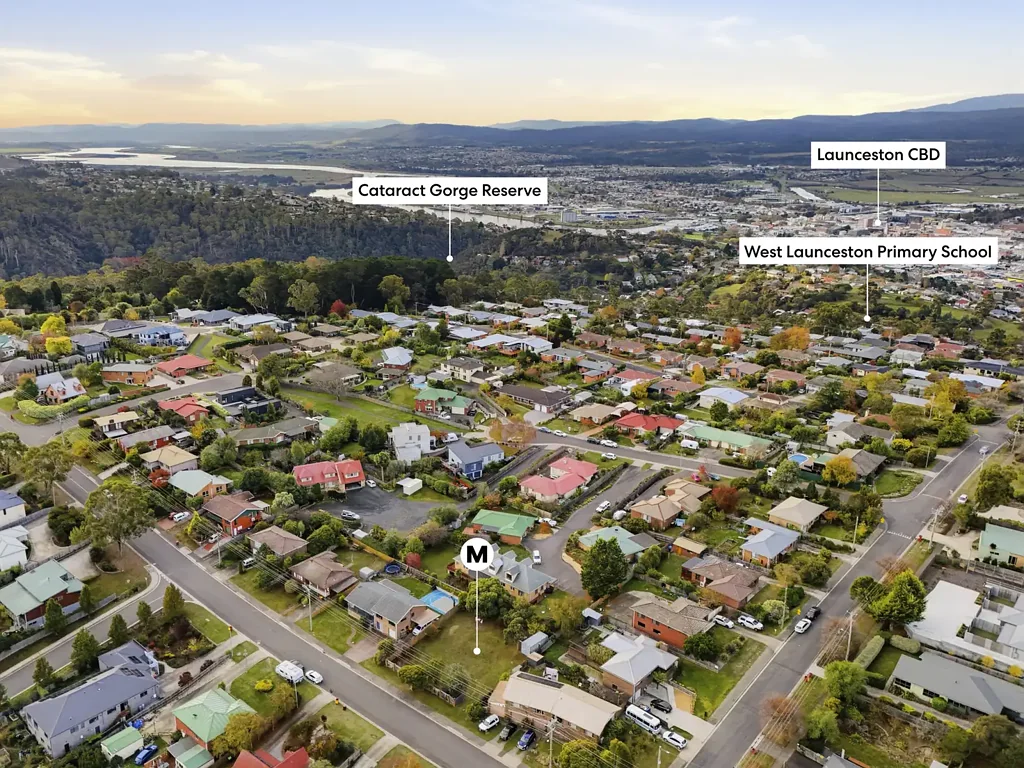 West Launceston  Fully fenced, ready to build block in West Launceston