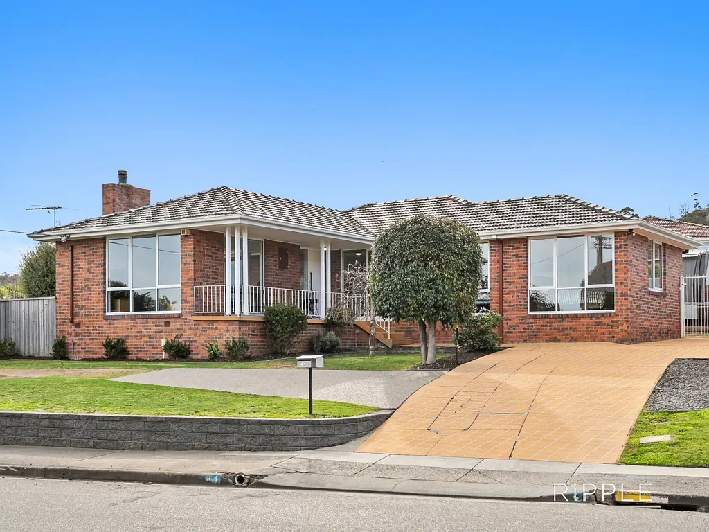 41 Shoreline Drive, Howrah, TAS 7018