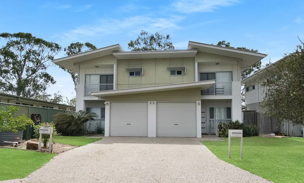 Middlemount 3બેડરૂમ Unique Potencial