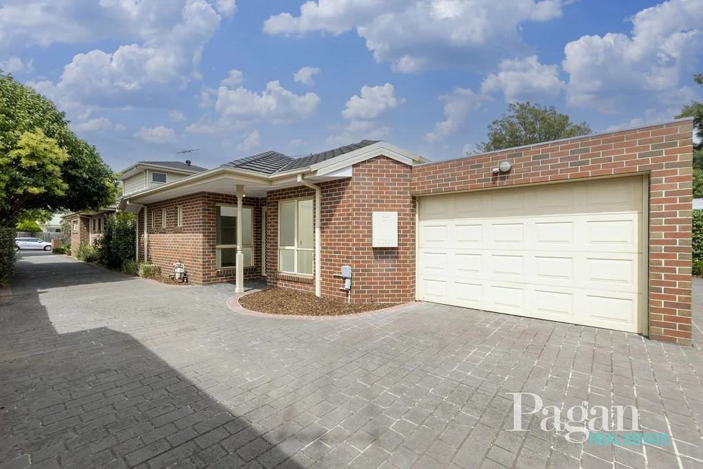 2/10 Francis Street, Oak Park, VIC 3046