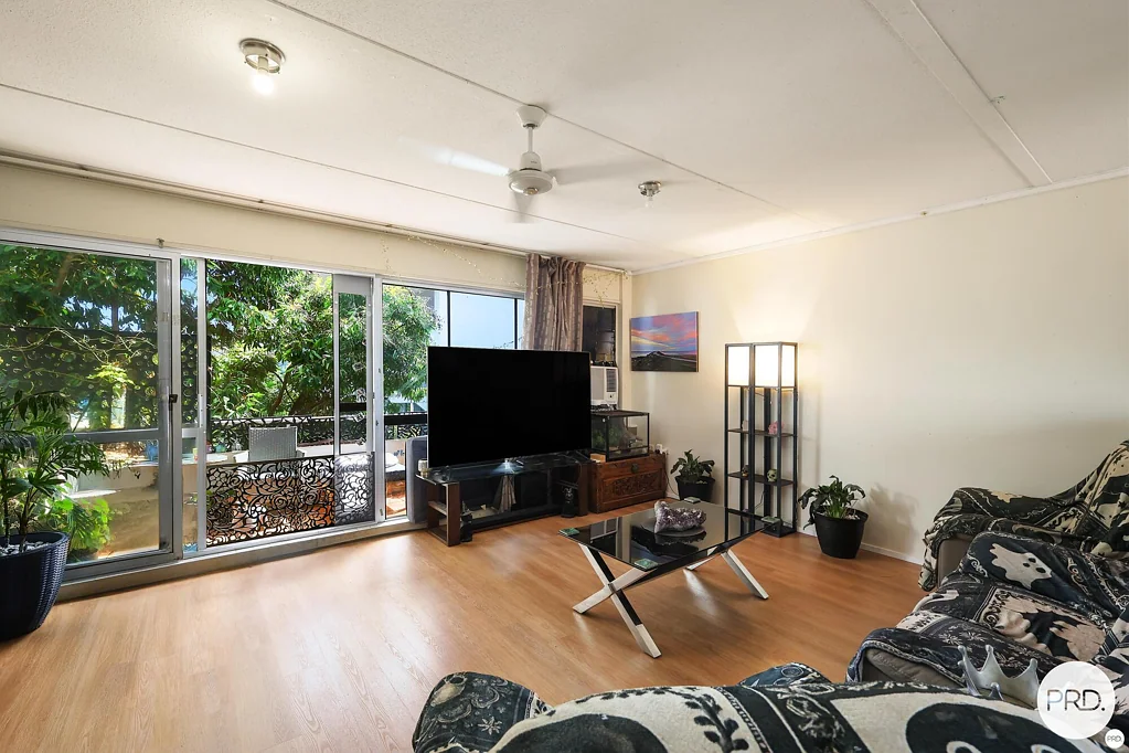 Southport 2ਬੈੱਡਰੂਮ Renovate, Invest or Create Your Broadwater Home