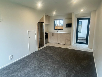 Beachside Living Ã¢ÂÂ Stylish 1 Bedroom Townhouse