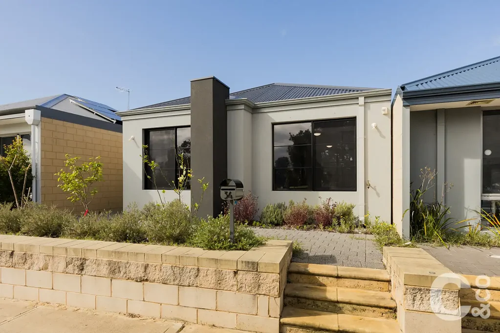 Baldivis 3 Bedroom Effortless Living Opposite the Park
