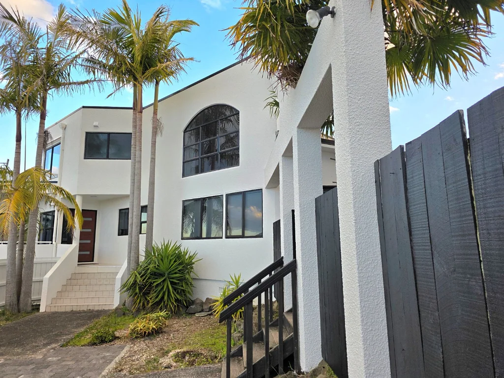 West Harbour. As New for you.