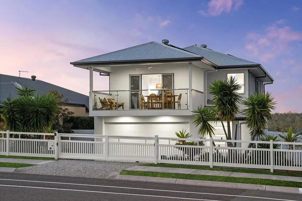 South Ripley 4غرفة نوم Exceptional Views, Dual Alfresco Living And Premium Upgrades Throughout!