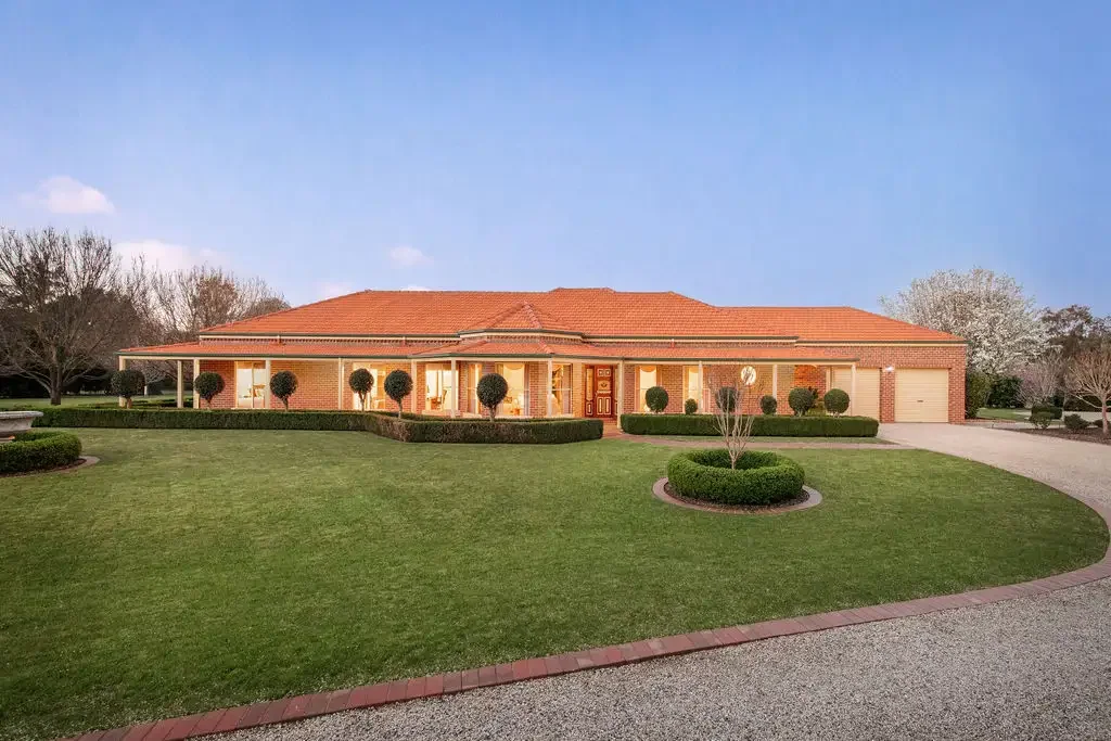Baranduda 4कमरा Exceptional Craftsman Home on 8.4 Acres