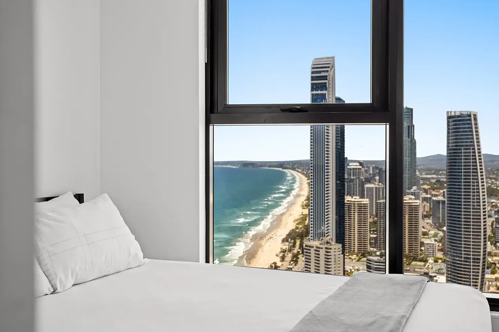 Surfers Paradise 1房  Level 42 Oceanfront Apartment - Must be Sold!