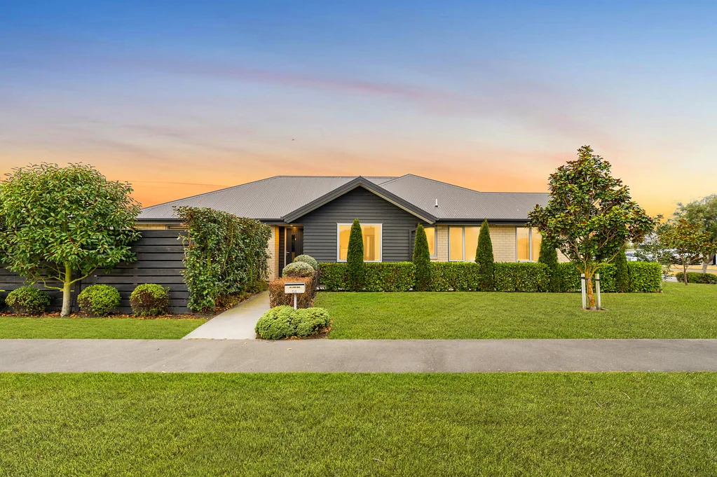 Marshland 3chambre Move In Ready - The Ultimate Entertainer