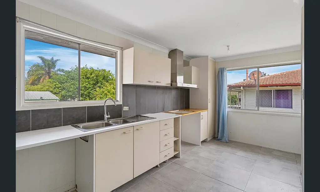 352 Kingston Rd, Slacks Creek, QLD 4127
