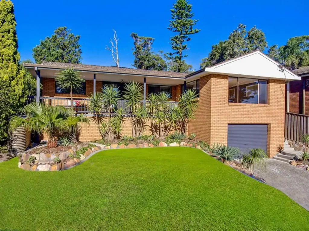Family Home in Coastal Location