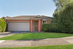 1/4 Clement Court, Mill Park