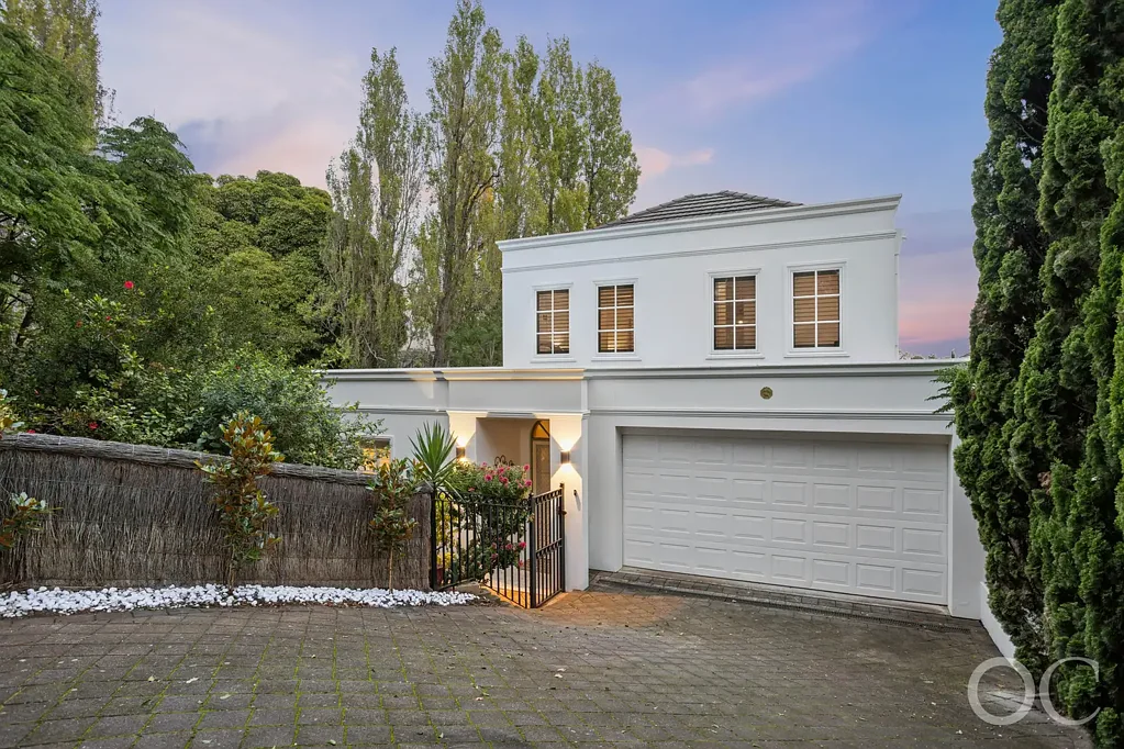 St Georges 4Kwarto Open the Door to a Feel-Good Home, Peacefully Positioned Yet Close to Everything