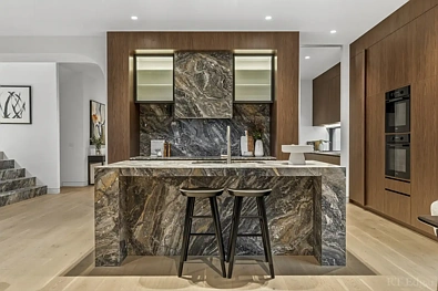72 Martin Road, Glen Iris, VIC 3146, 4房, 4浴, House