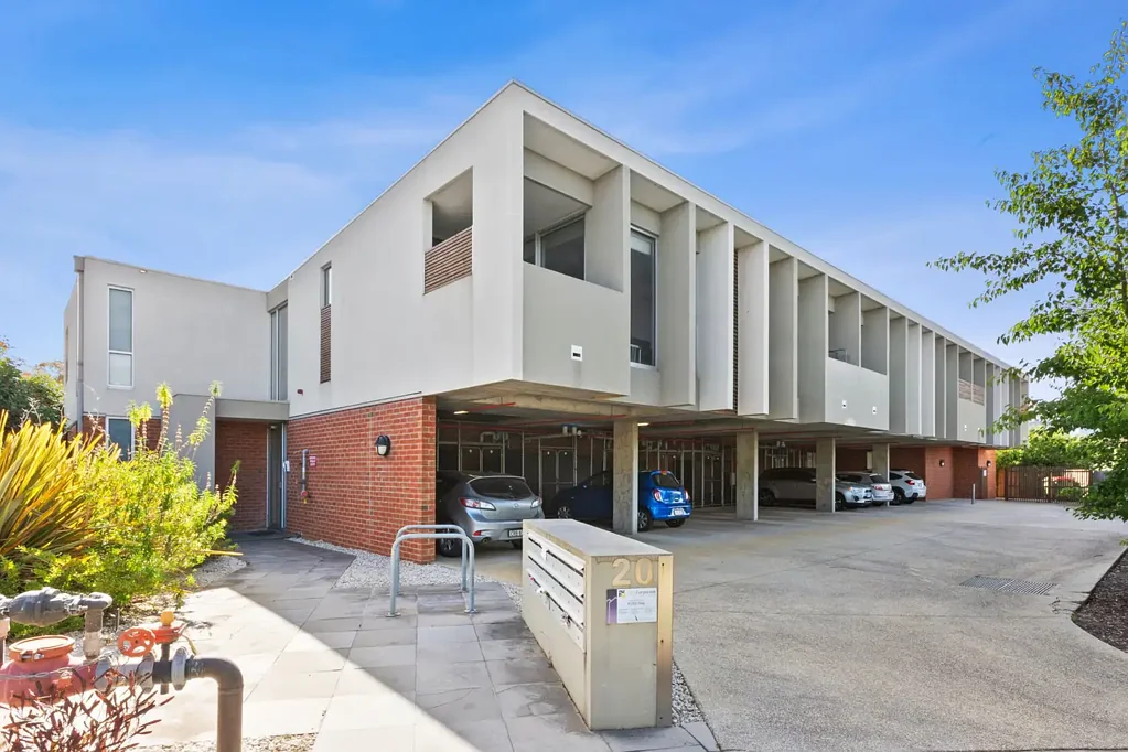 5/20 Ficinia Mews, Highton, VIC 3216