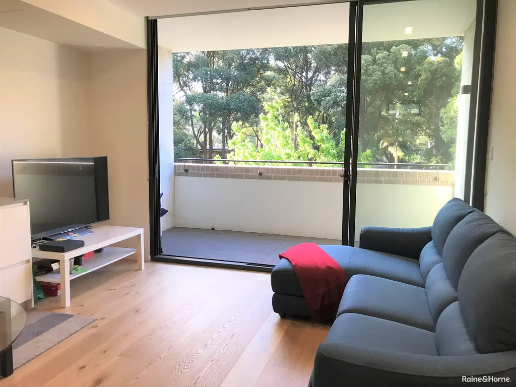 Modern Waterloo Apartment